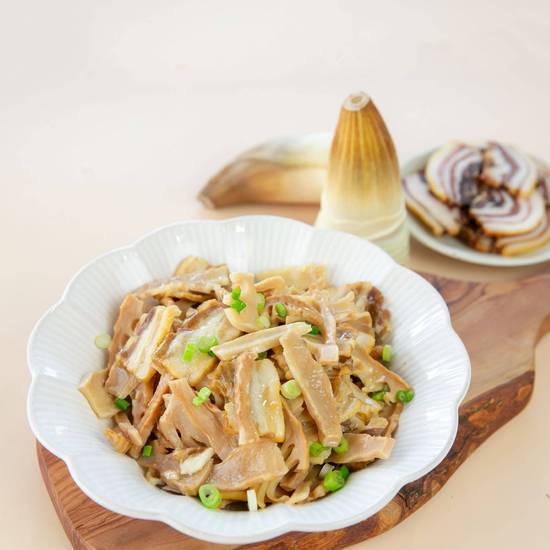 腊肉焖冬笋 Bamboo Shoots Braised with Chinese Ham